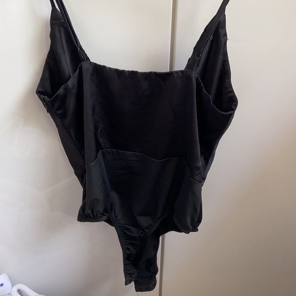 Black Showpo Bodysuit - Picture 2 of 4